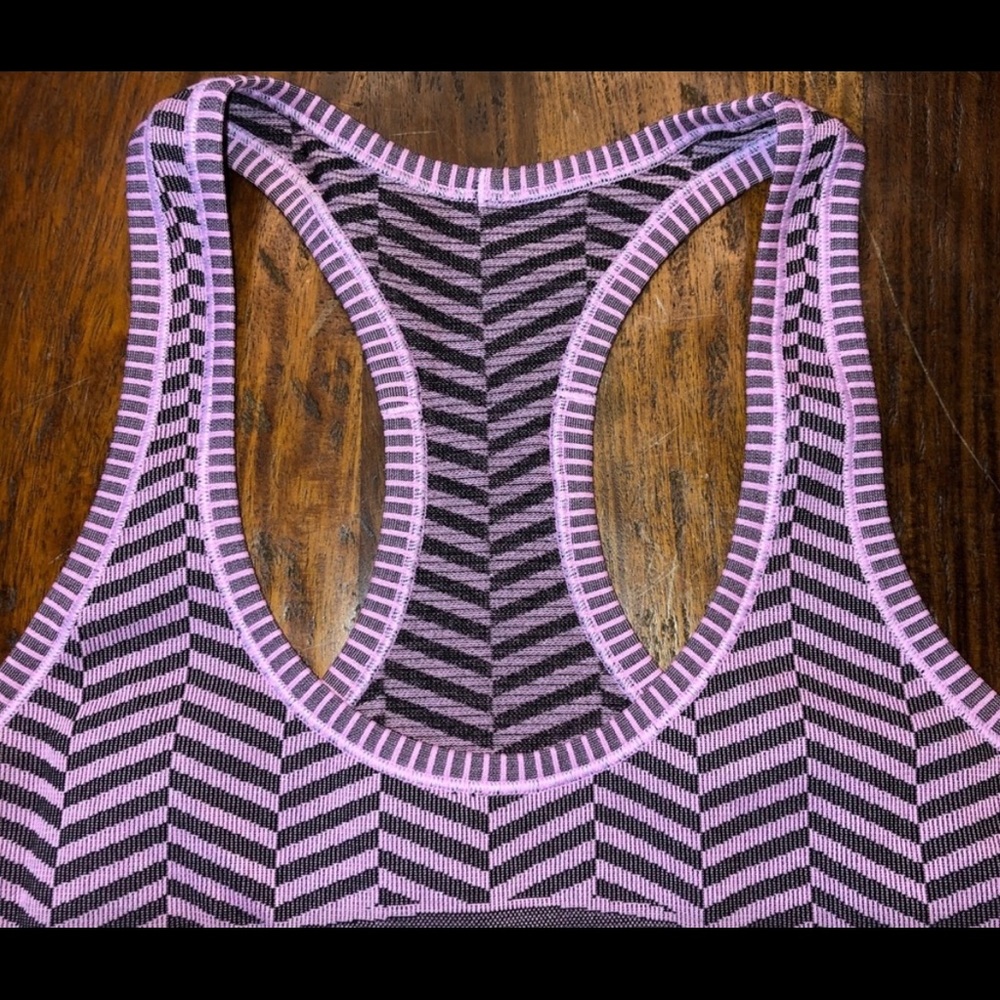Lululemon Run: Swiftly Tech Racerback Size 8 - Picture 9 of 11